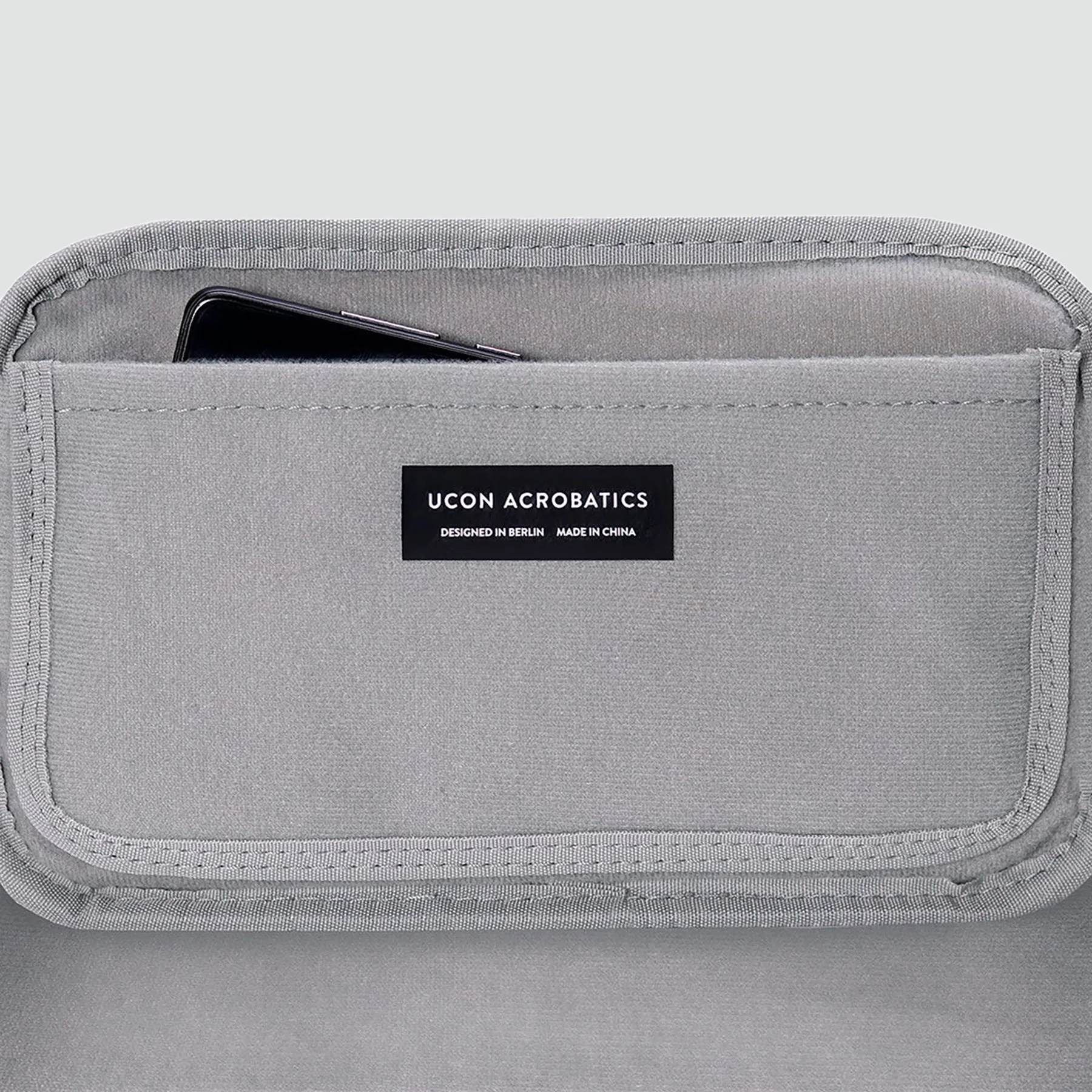 Ando Medium Bag - Black