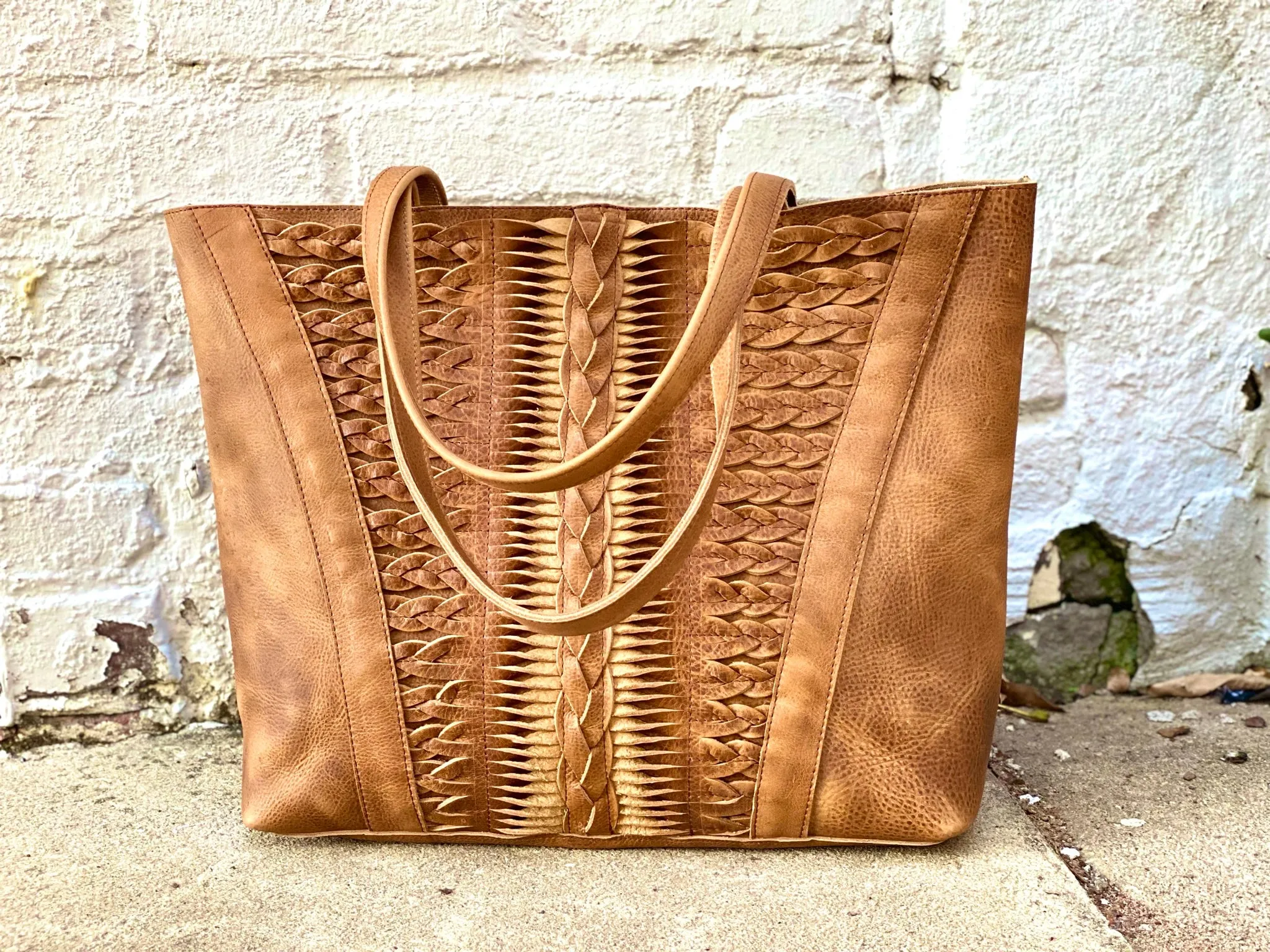 Boho chic braided leather bag, vintage tan