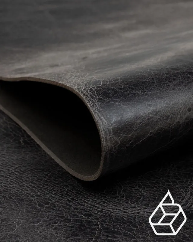 Buffalo Collection | Thick and firm buffalo leather with a matte finish (0.9 mm - 1.1 mm)