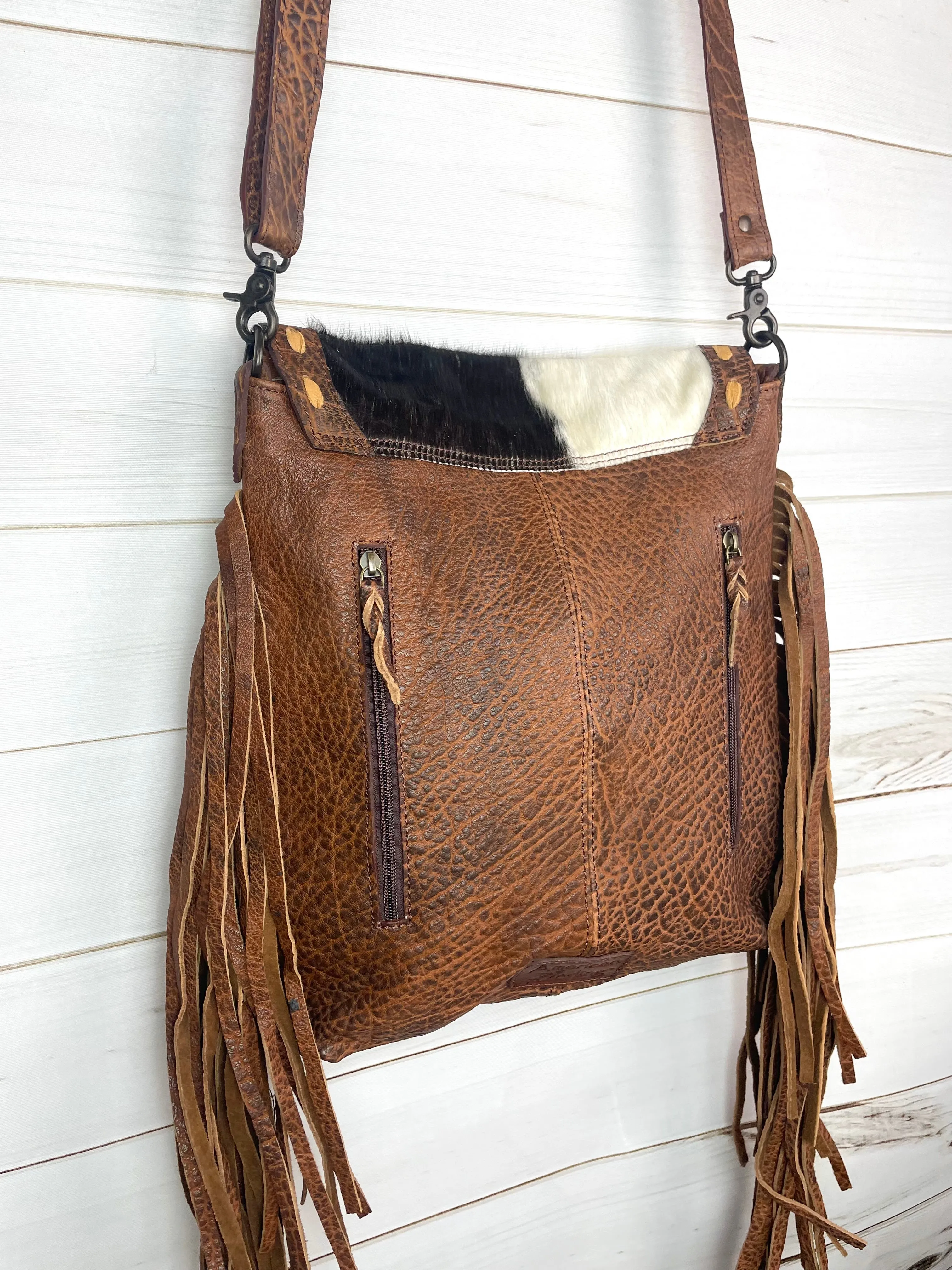 CLEARANCE! Brown & White Hide Tan Buckstitch Weathered Leather Crossbody Bag