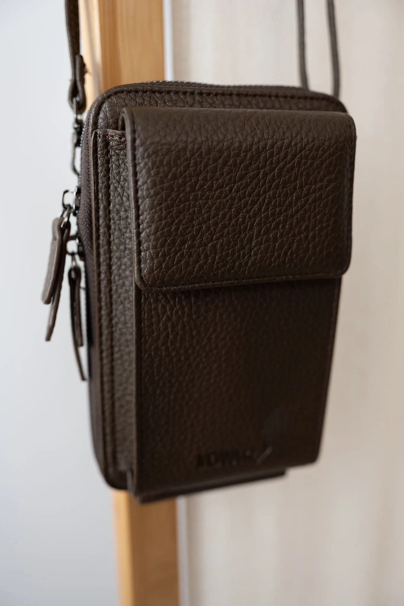 Courtenay Place Purse - Chocolate