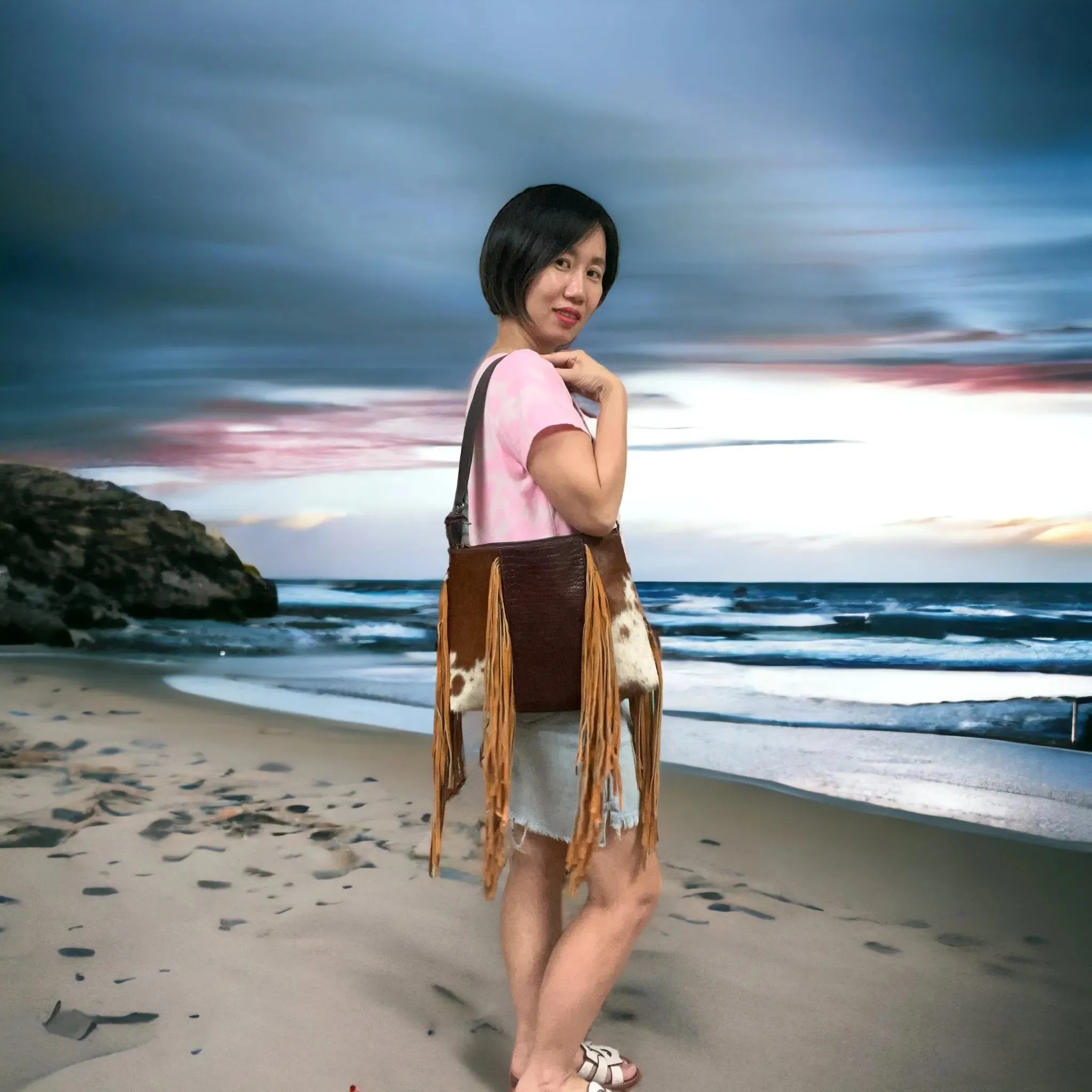 Cowhide Fringe Tote Bag for Fashion-forward Individuals