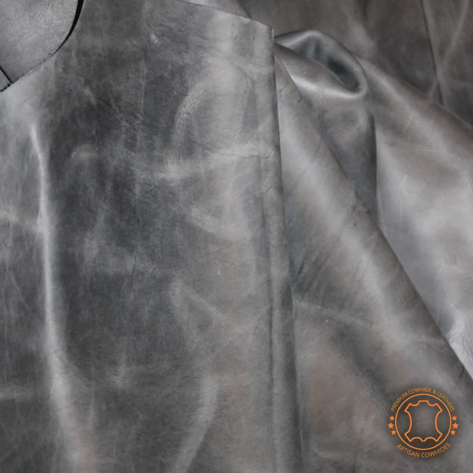 CRAZY HORSE  CHARCOAL BLACK DISTRESSED LEATHER HIDE Thickness 1.6 mm/ 4 oz