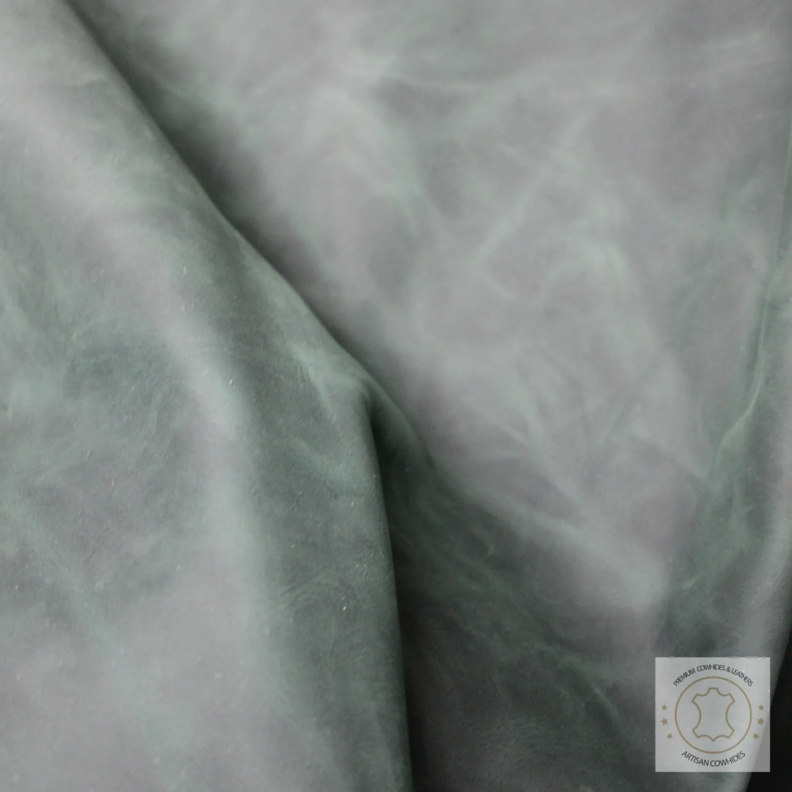 CRAZY HORSE OLIVE GREEN DISTRESSED LEATHER HIDE Thickness 1.6 mm/ 4 oz