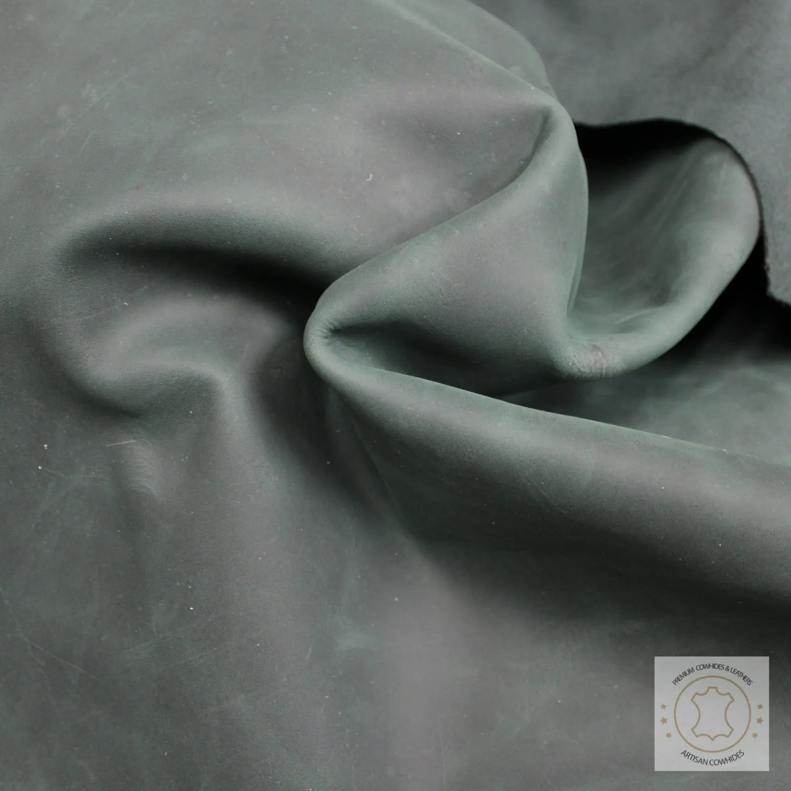 CRAZY HORSE OLIVE GREEN DISTRESSED LEATHER HIDE Thickness 1.6 mm/ 4 oz