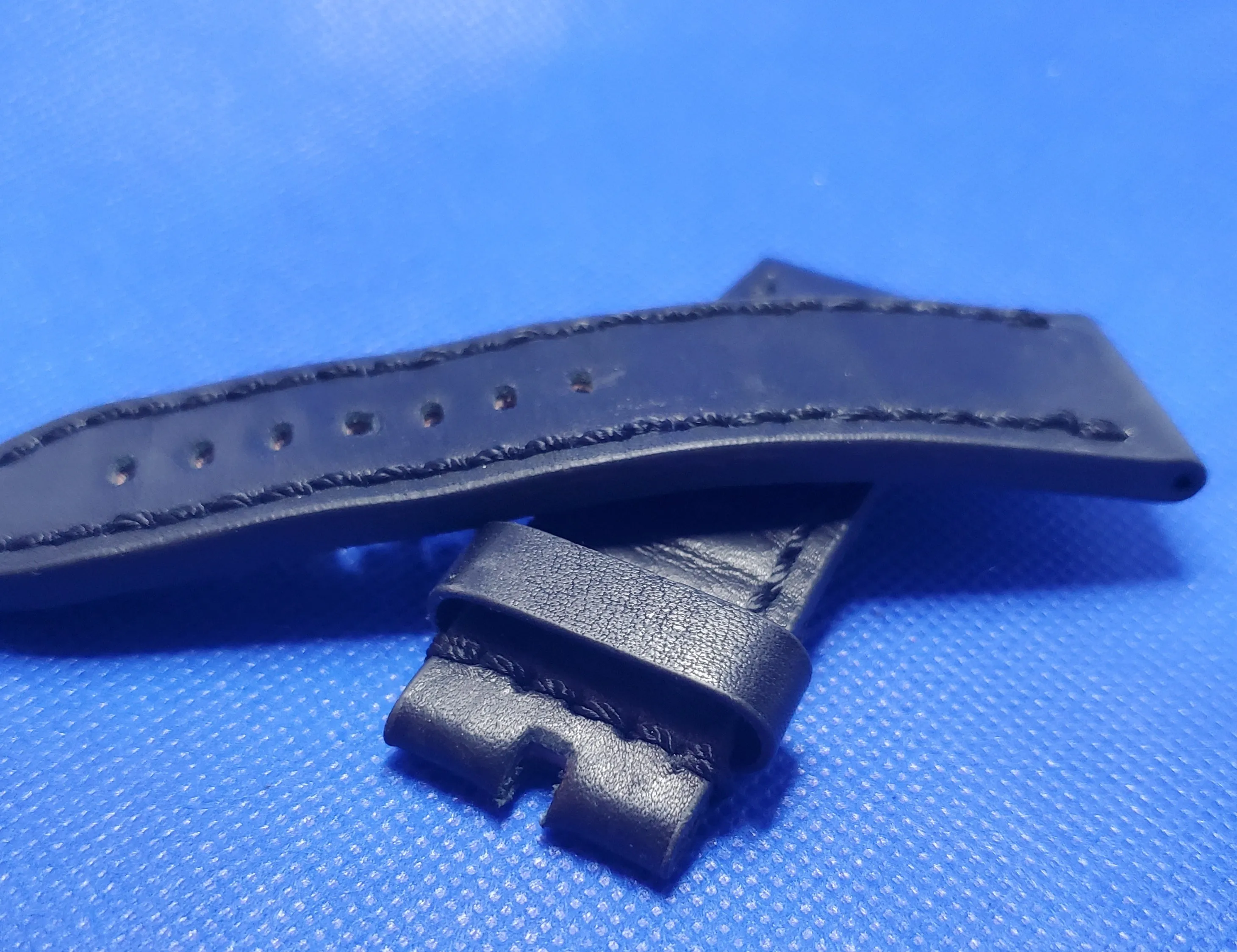 Custom Vintage Leather Strap  24mm (Black)