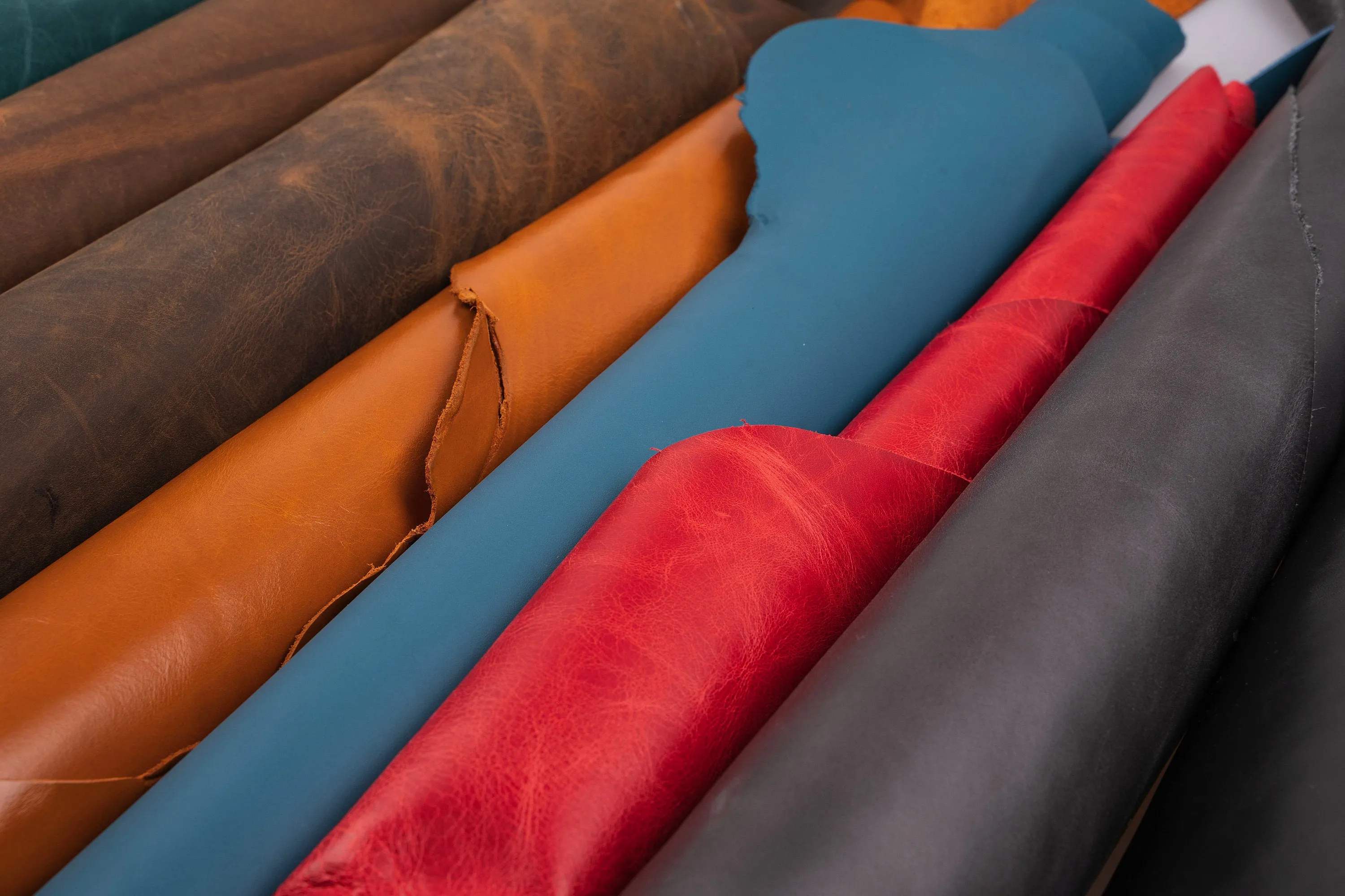 FULL GRAIN Oil Tanned GENUINE Leather Crazy Horse Leather Parts and Leather Pieces For Crafts