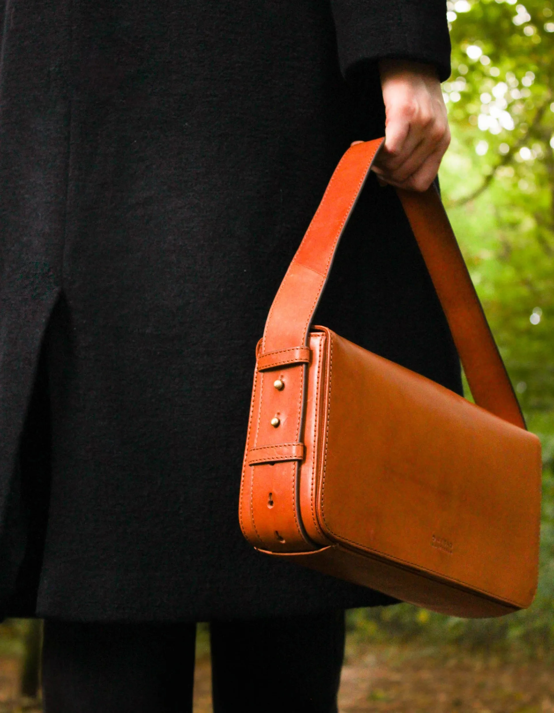 Gina Baguette | Classic Leather
