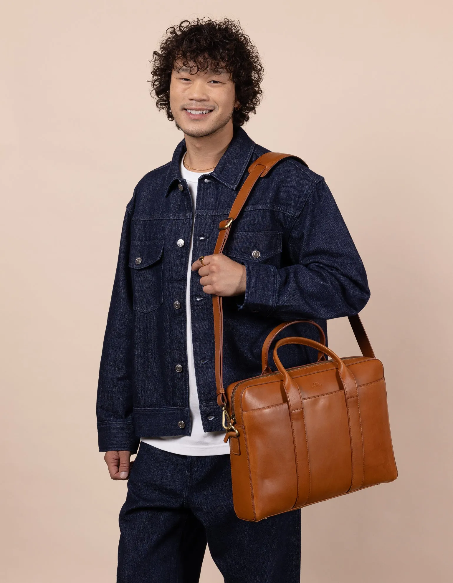 Harvey | Classic Leather