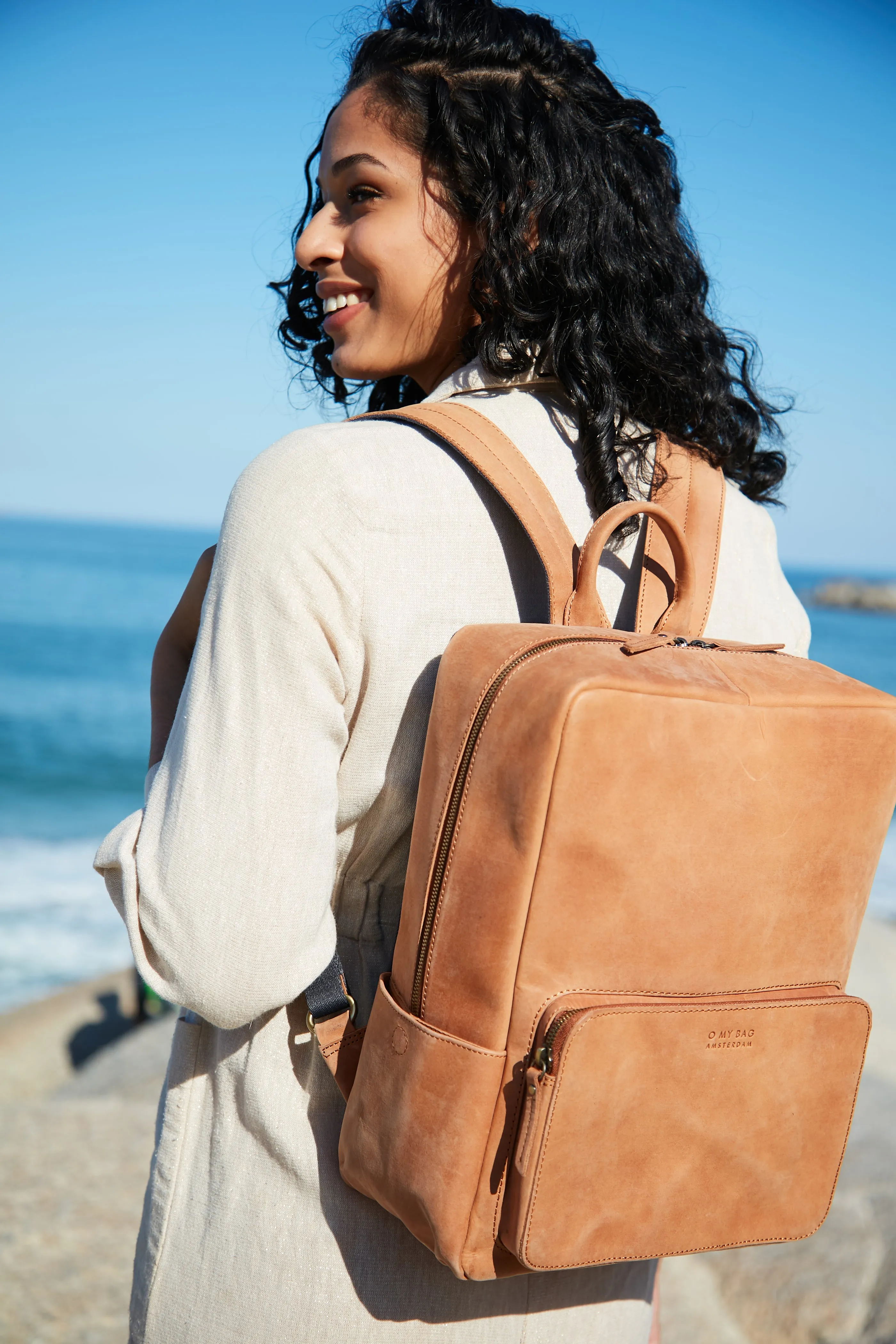 John Backpack Midi Camel Hunter Leather