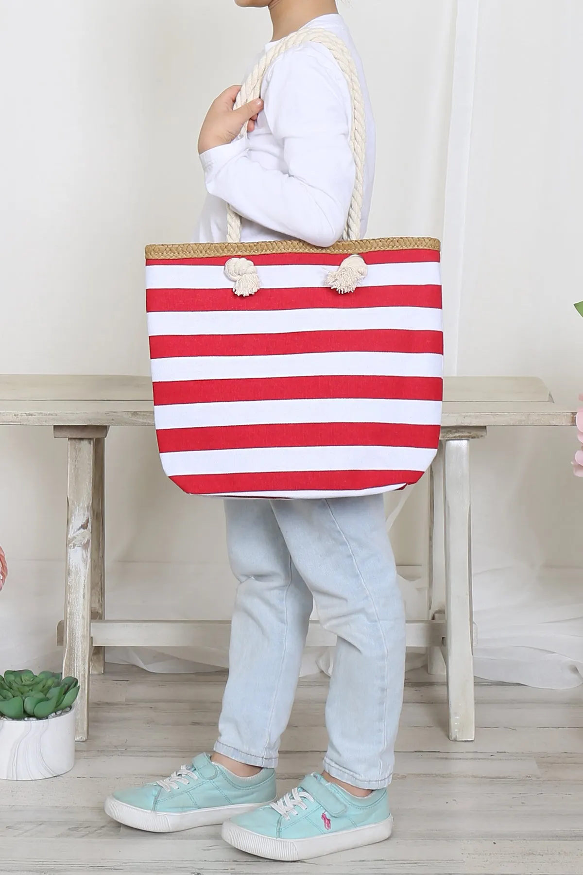KIDS STRIPED PRINT SUMMER TOTE BAG