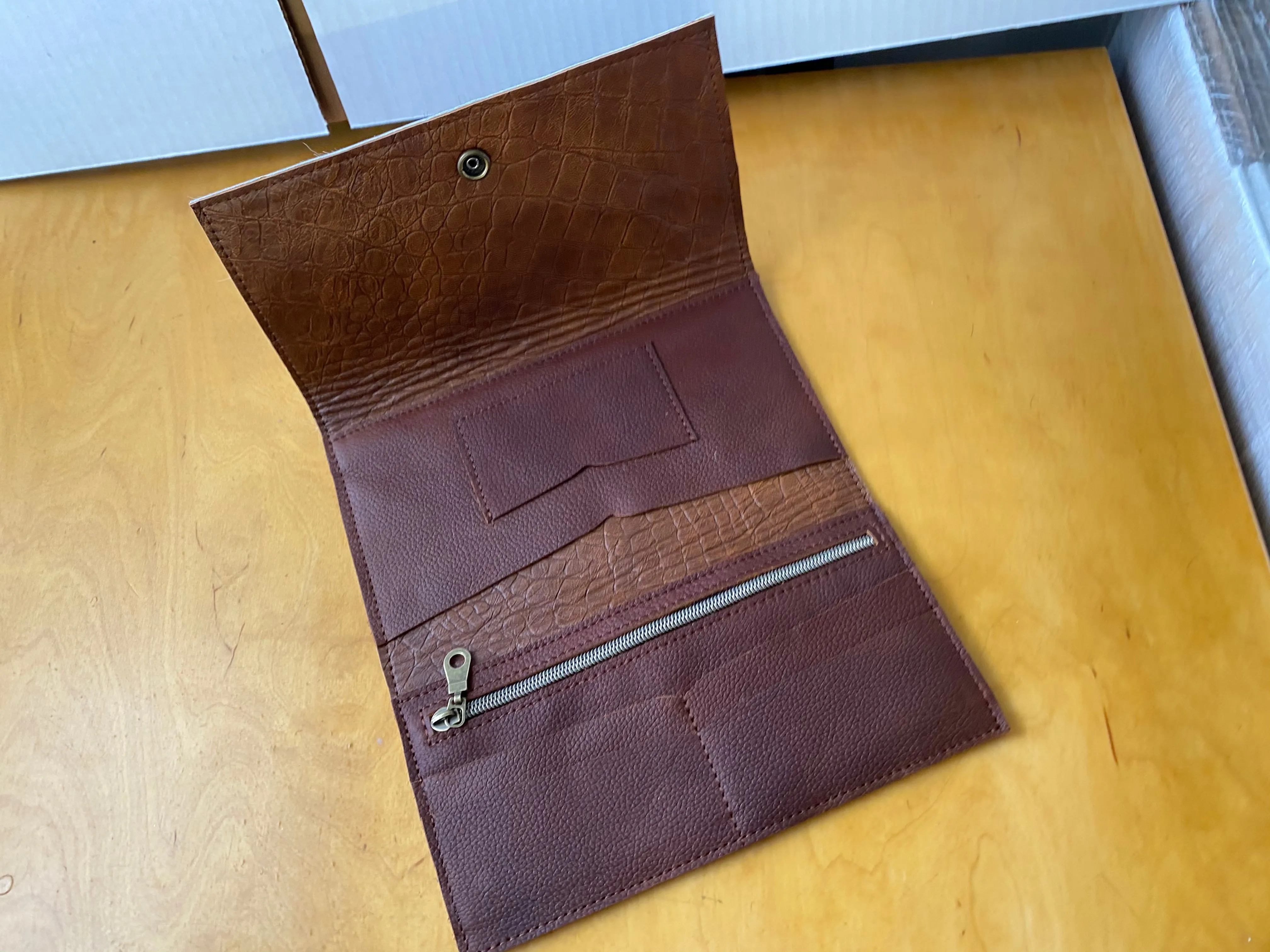 Leather wallet / Passport holder