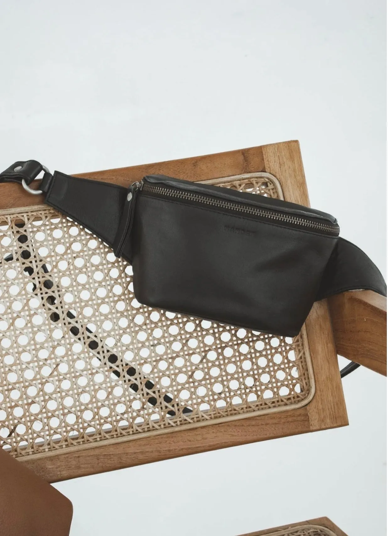 MANDRN Remy- Black