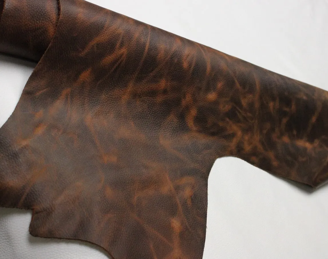 MEDIUM BROWN DISTRESSED PULL UP FLOATHER LEATHER  (mm/oz) :1.6 mm - 1.8 mm/ 4 oz - 4.5 oz