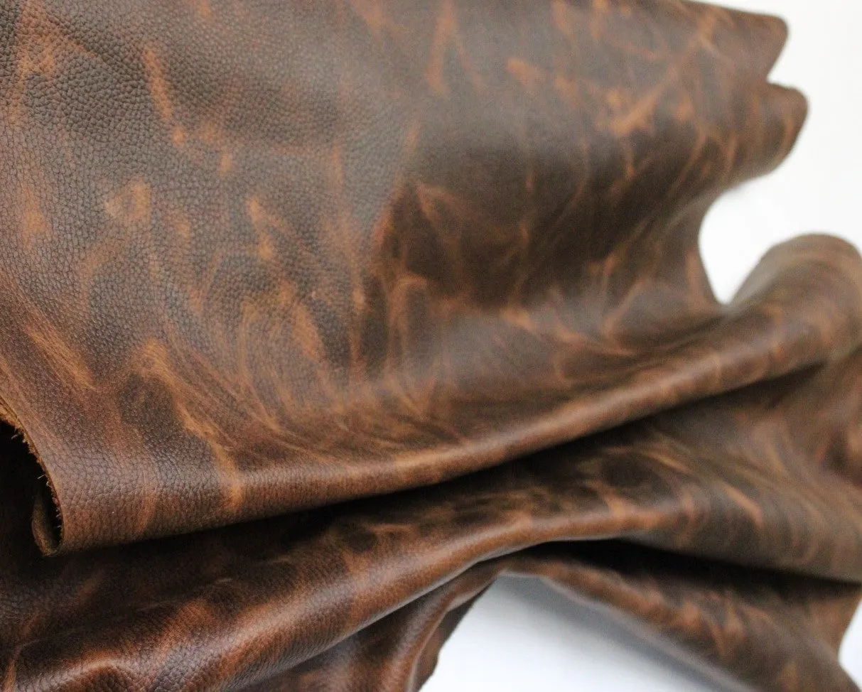 MEDIUM BROWN DISTRESSED PULL UP FLOATHER LEATHER  (mm/oz) :1.6 mm - 1.8 mm/ 4 oz - 4.5 oz