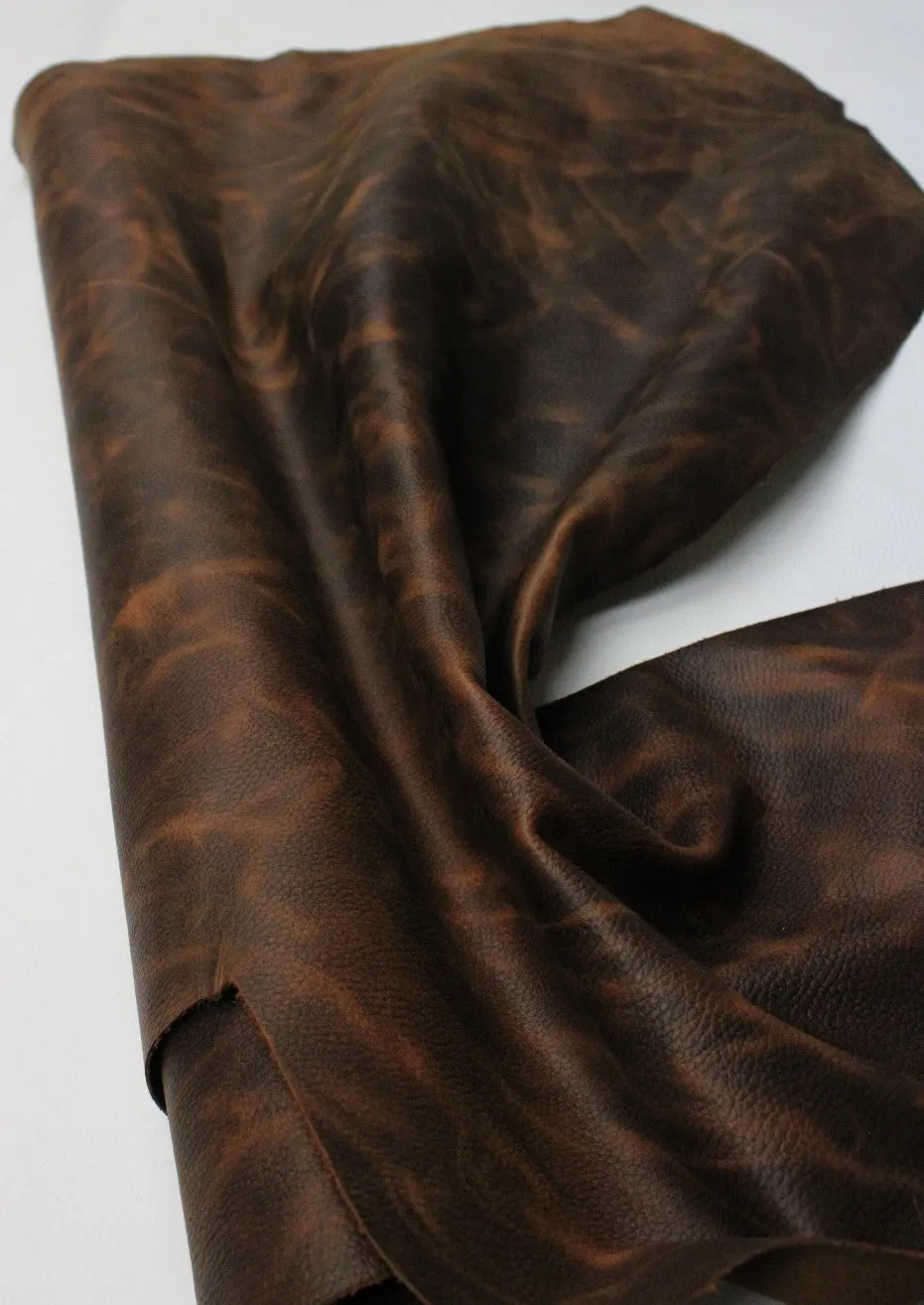 MEDIUM BROWN DISTRESSED PULL UP FLOATHER LEATHER  (mm/oz) :1.6 mm - 1.8 mm/ 4 oz - 4.5 oz