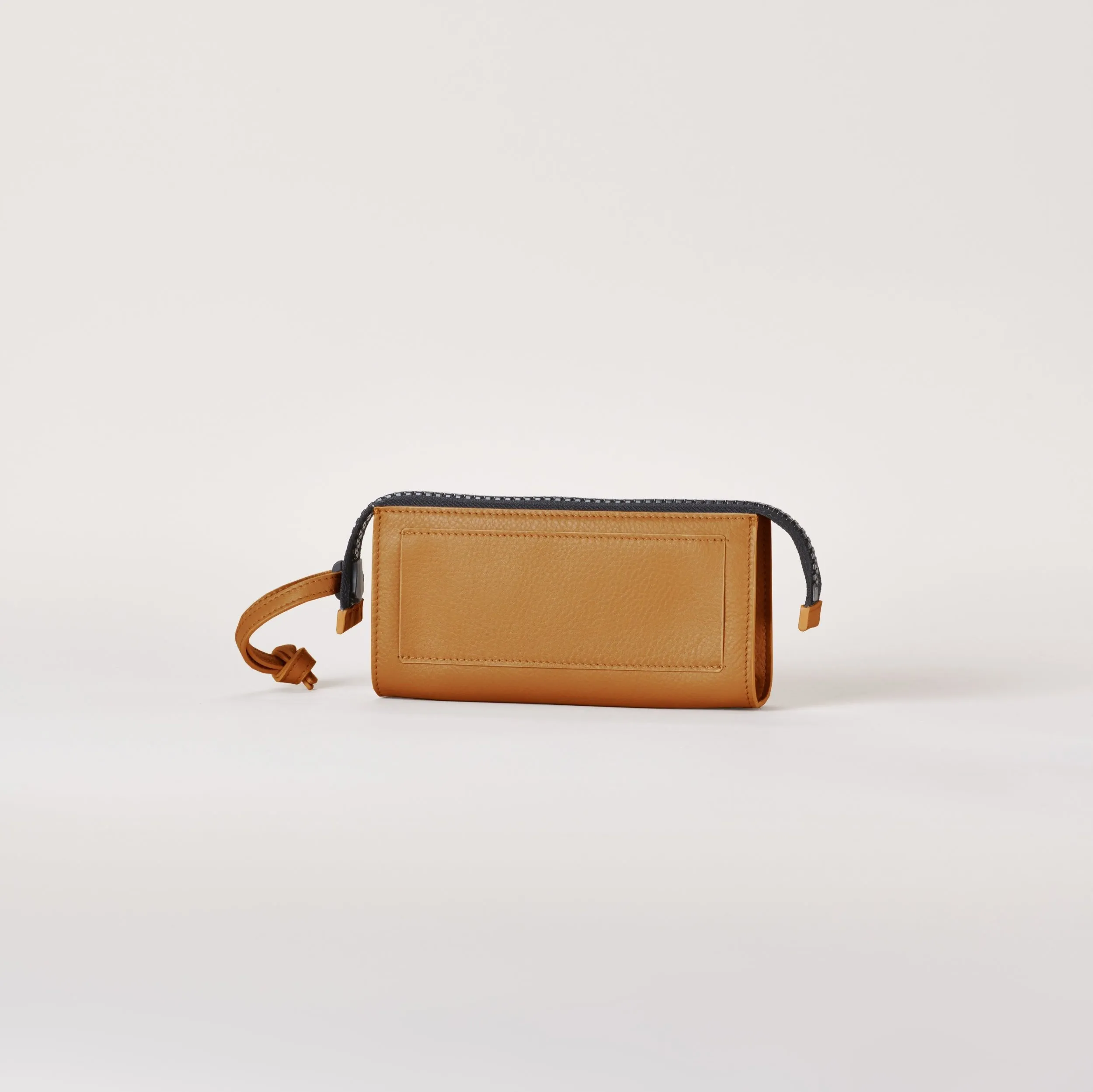 On The Go - Honey Black