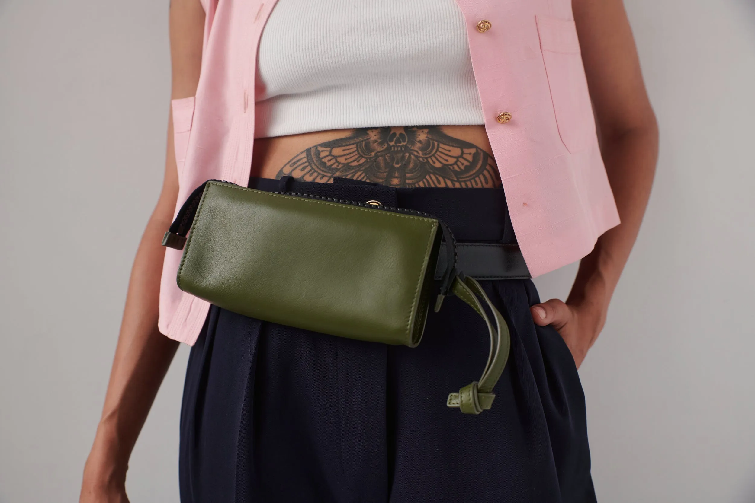On The Go - Olive White
