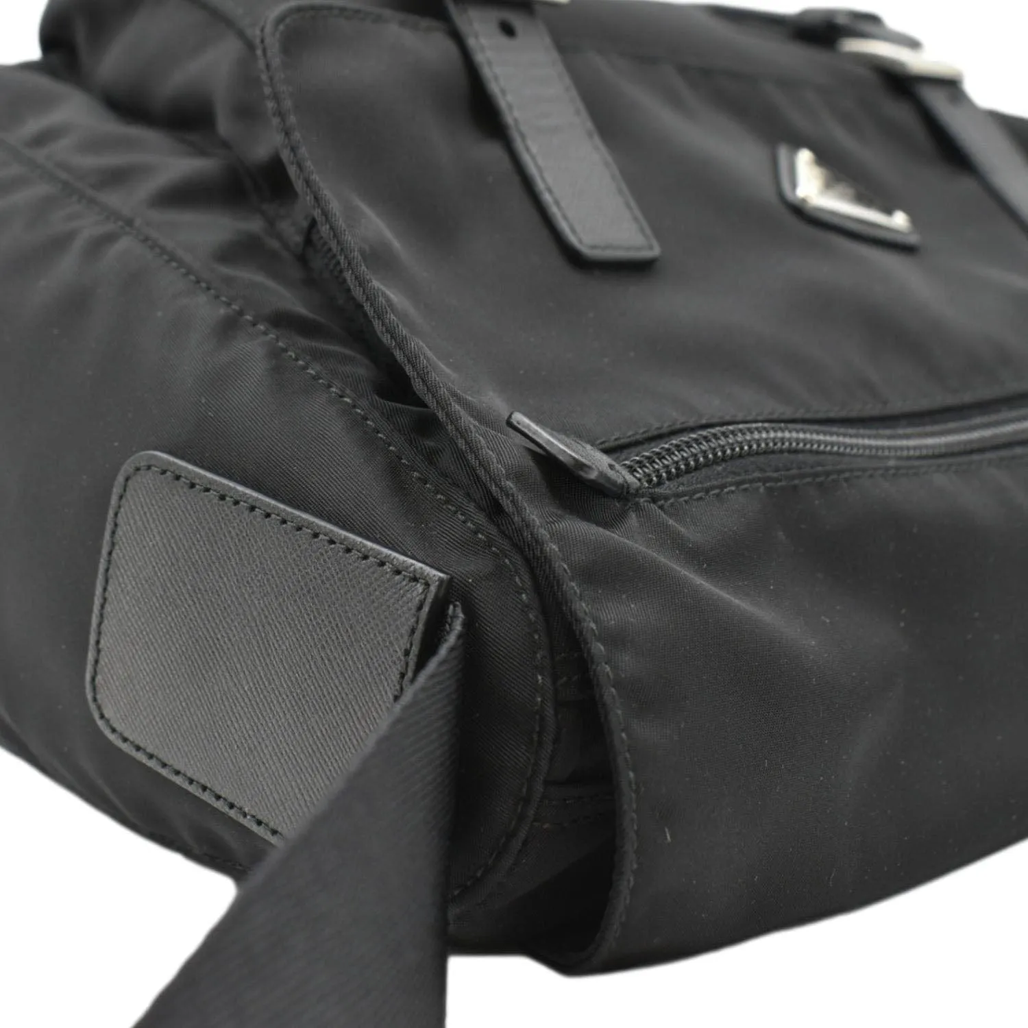 PRADA Vela Re-Edition Nylon Messenger Bag Black