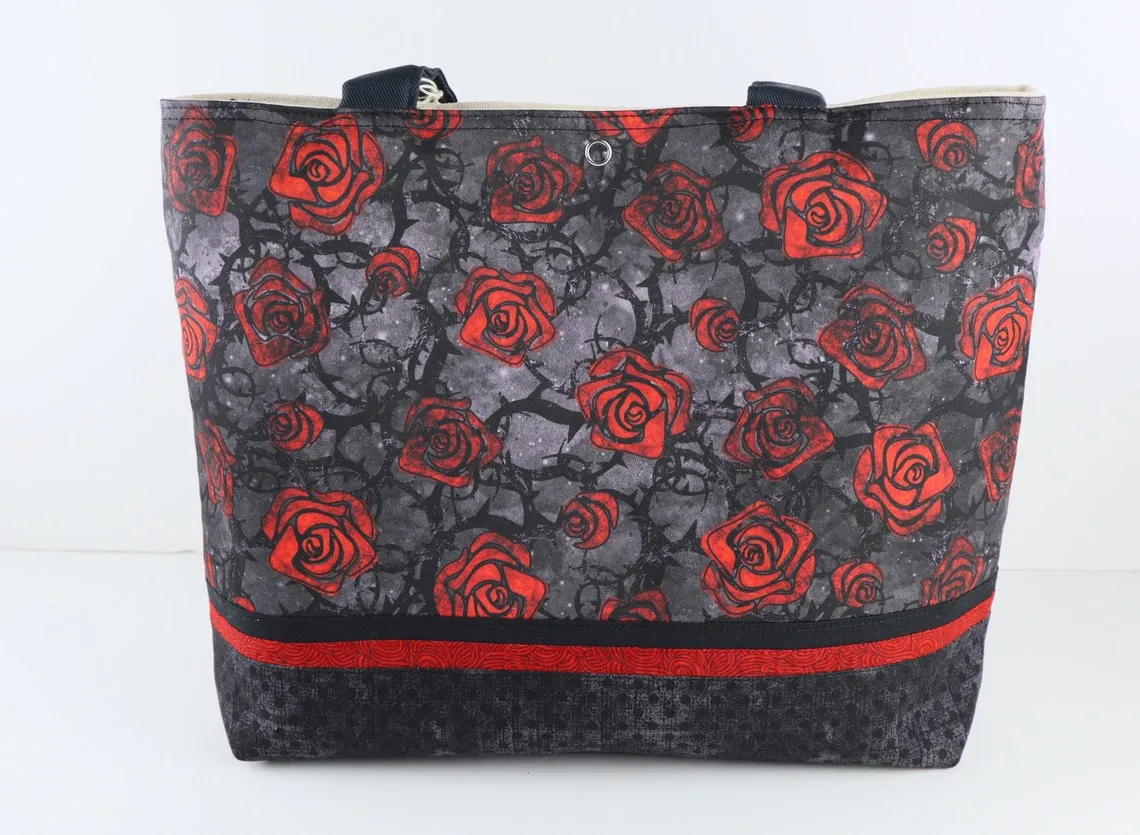 Red Roses and Thorns Shoulder Bag Purse