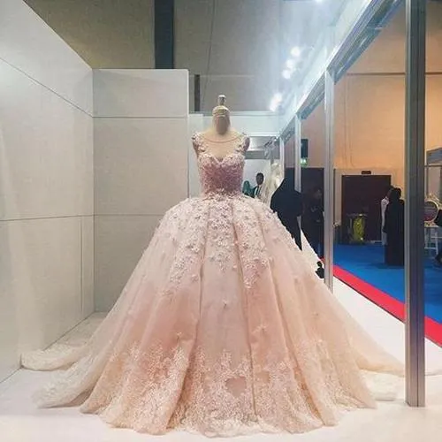Roycebridal Pink Lace Beaded Ball Gown Applique Wedding Dresses Quinceanera Dress, MW204