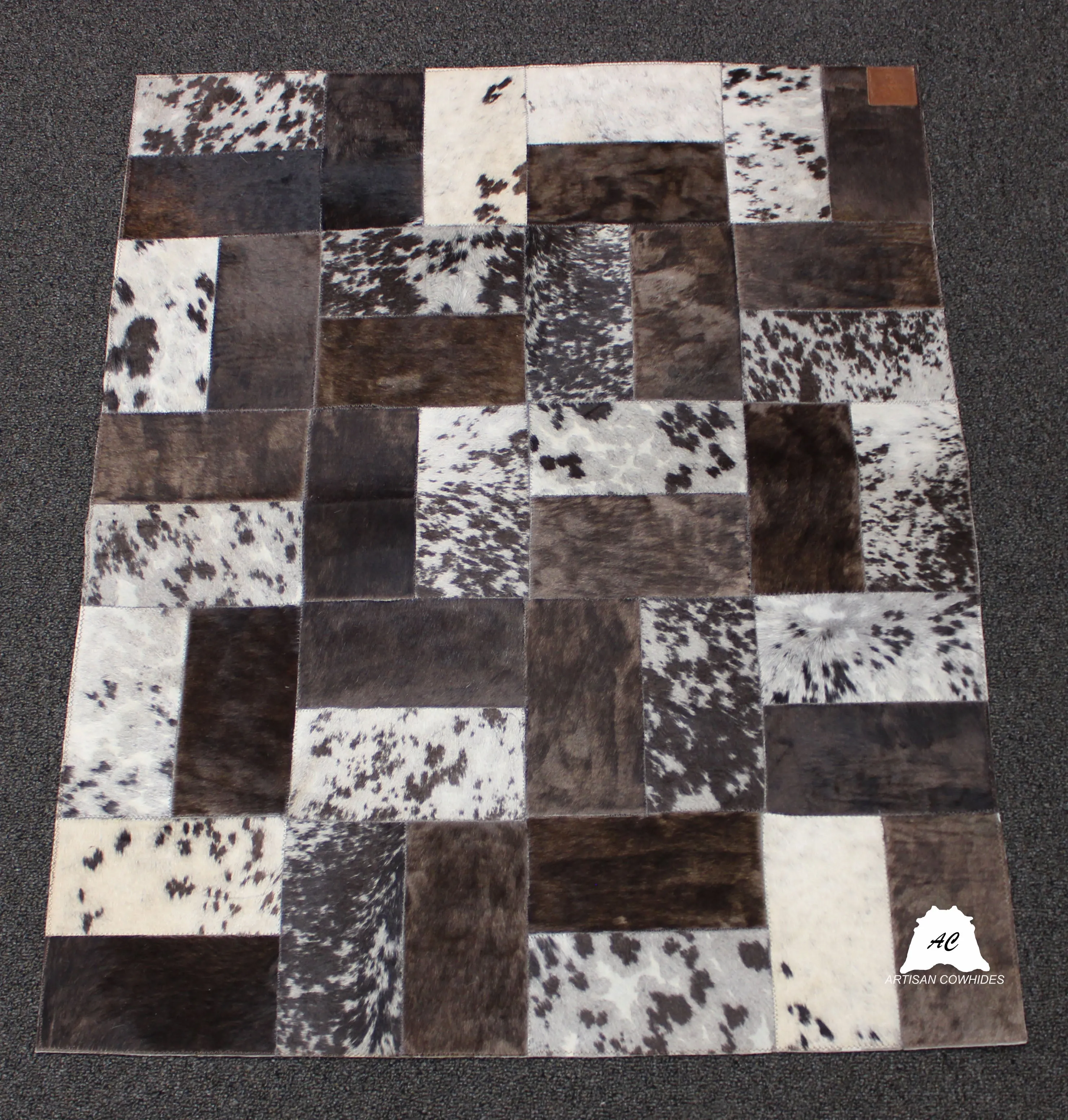 Saltpepper  Patchwork Cowhide Rug – 102 x 83 cm | Bedside Cowhide Patchwork Rug