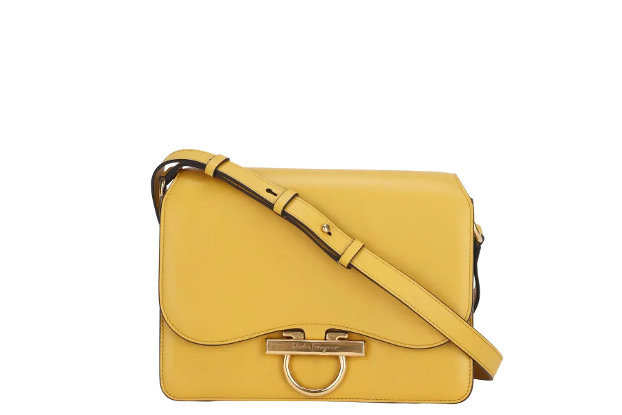 SALVATORE FERRAGAMO JOANNE (AU-21-H321) YELLOW LEATHER SHOULDER BAG GOLD HARDWARE, WITH DUST COVER