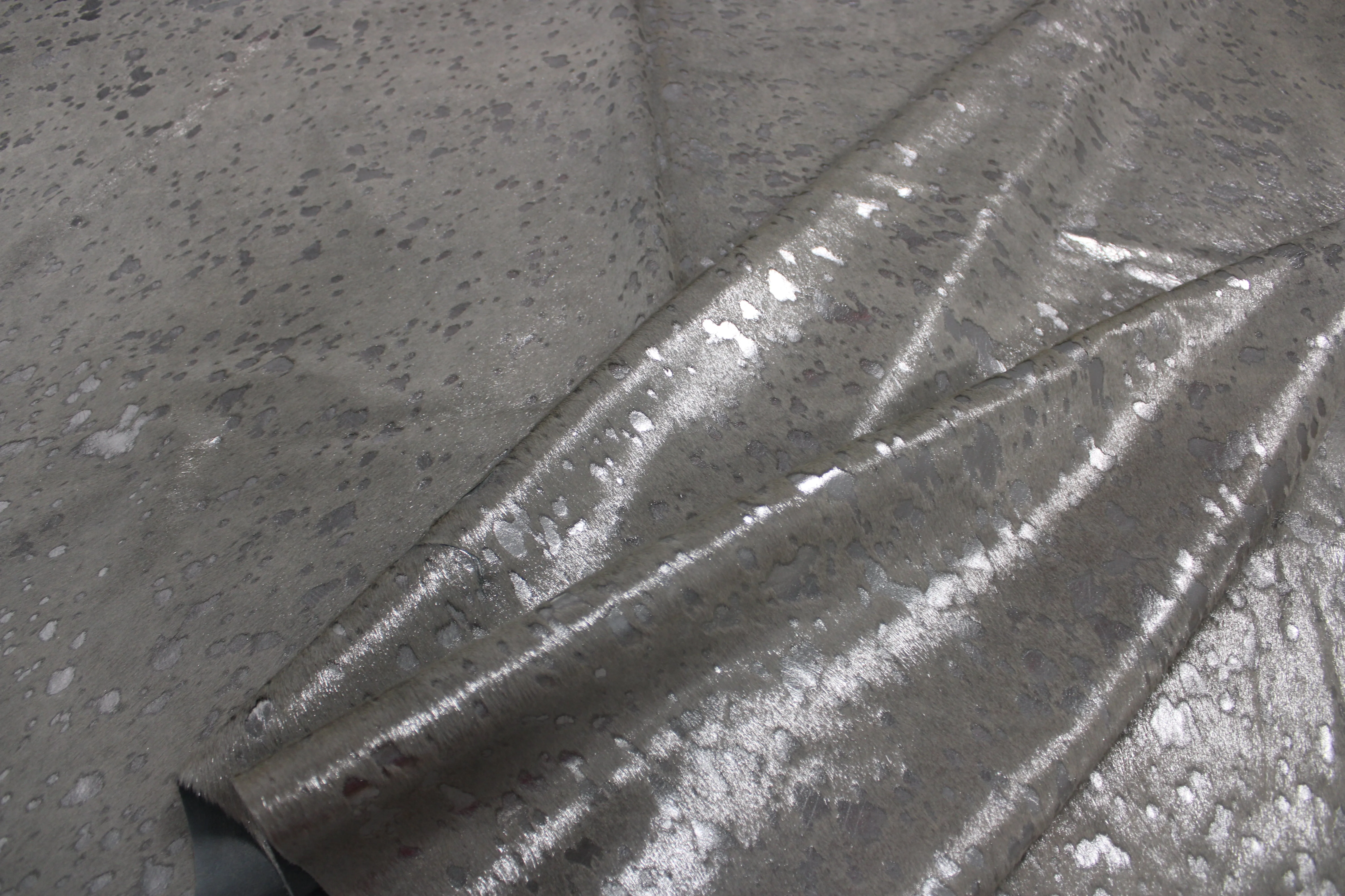 Silver Metallic on White Cowhide Sheets for crafts | 12"x12", 12"x18", 12"x24" Precuts Leather Sheets (Copy)