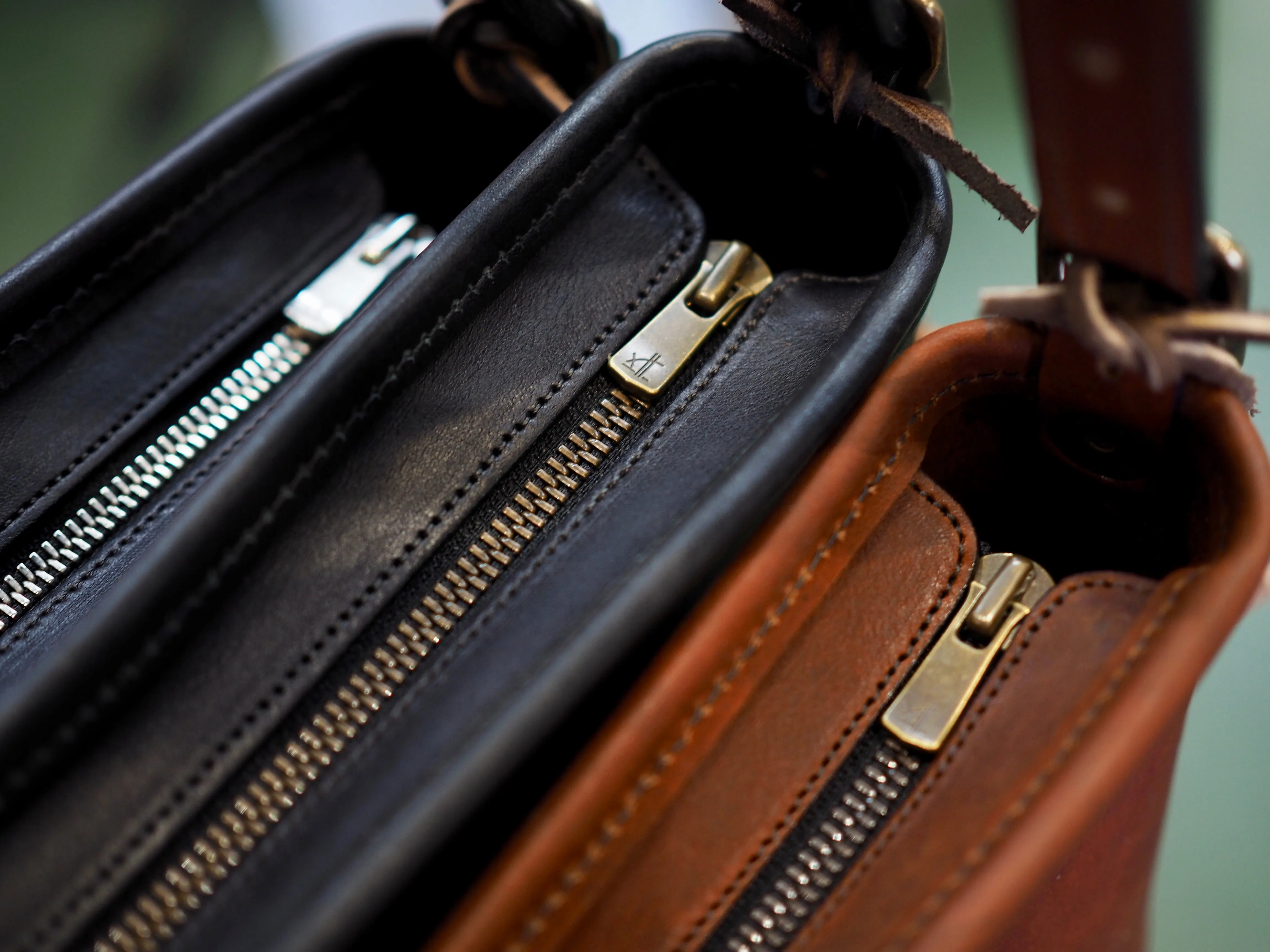 Small Cross Body Leather Purse