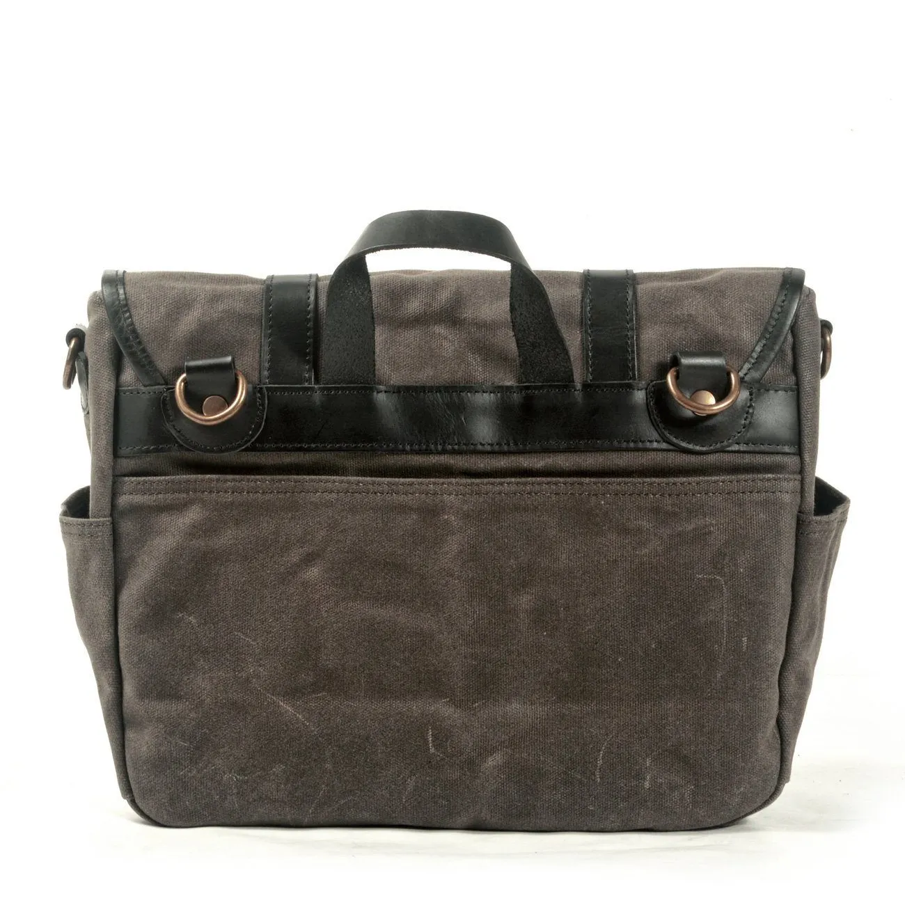 Stylish Vintage Camera Bags for Photographers