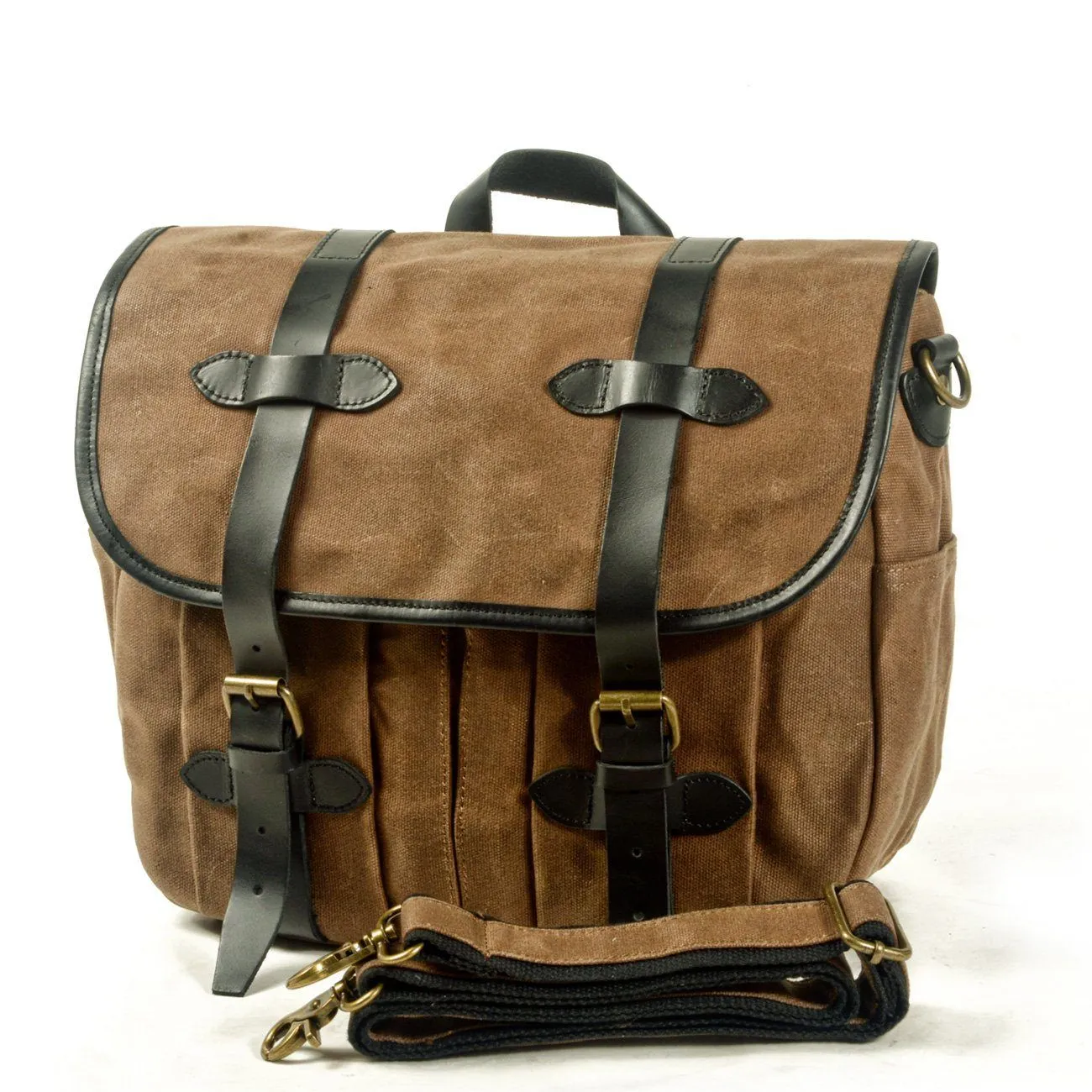 Stylish Vintage Camera Bags for Photographers