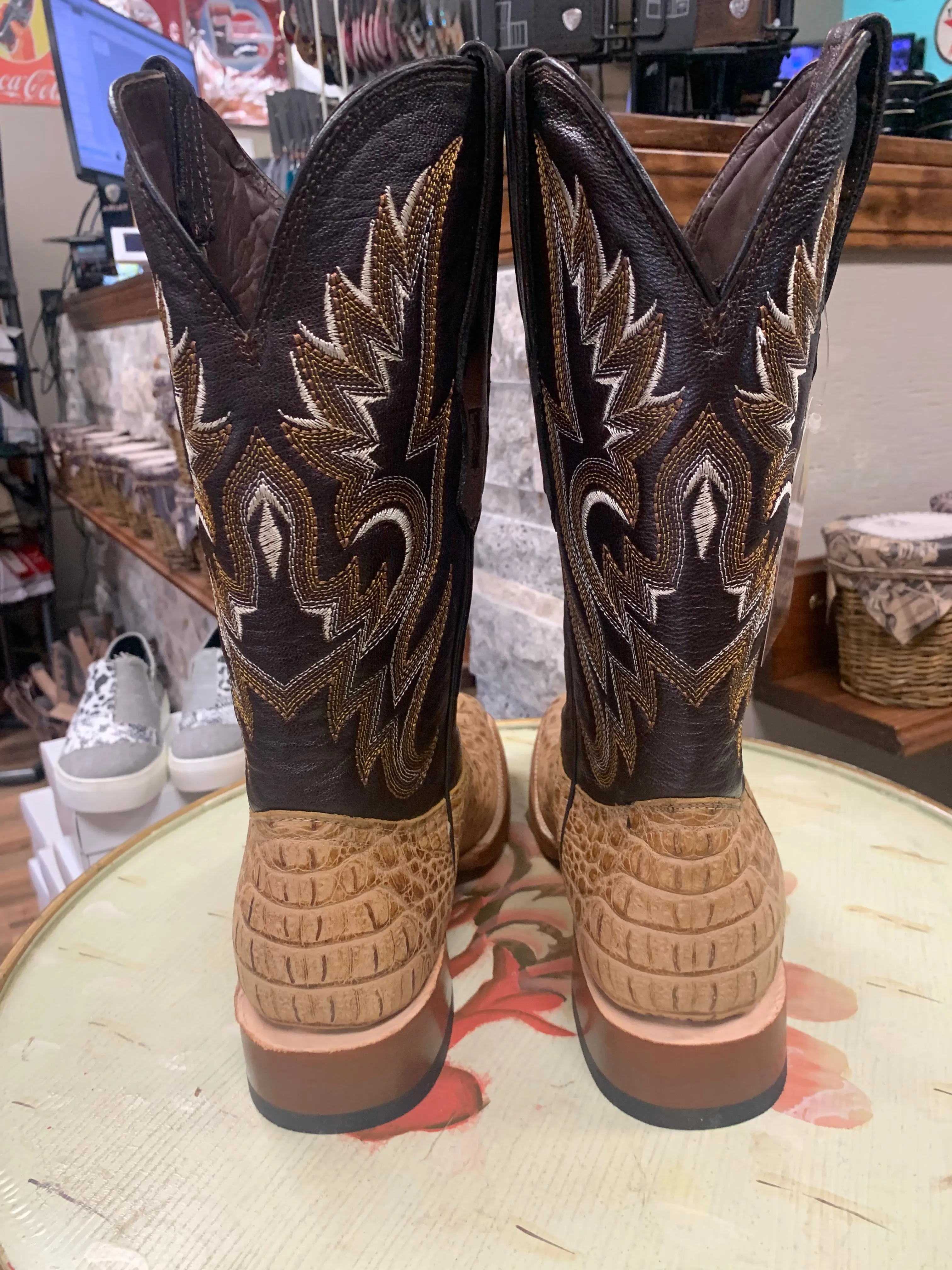 Tanner Mark Hornback Matte Square Toe