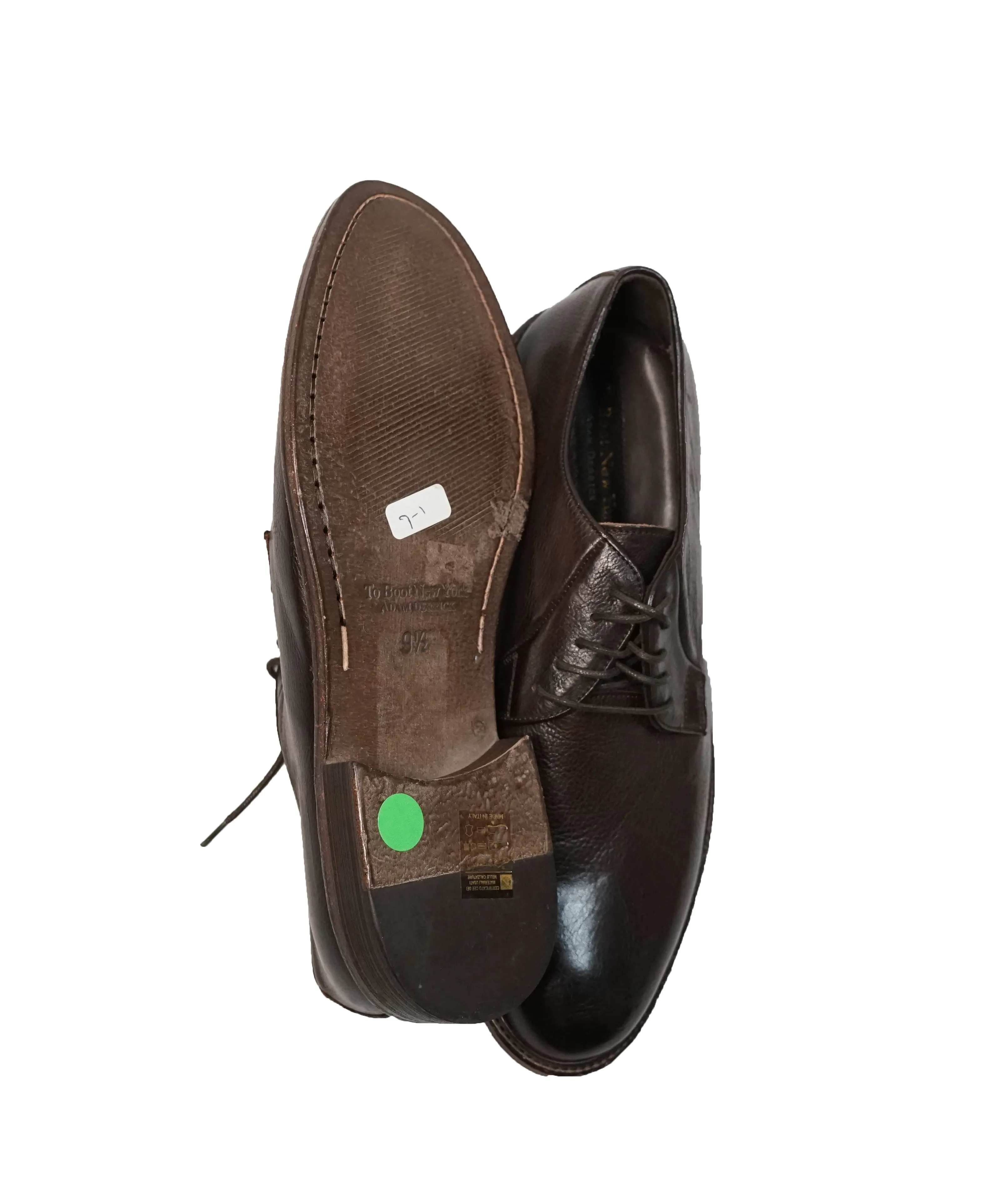 TO BOOT NEW YORK - “Grant” Distressed Round Toe Oxfords - 9.5