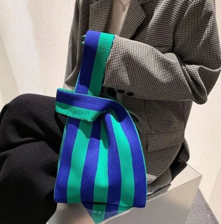Toto Knit Knot Bag