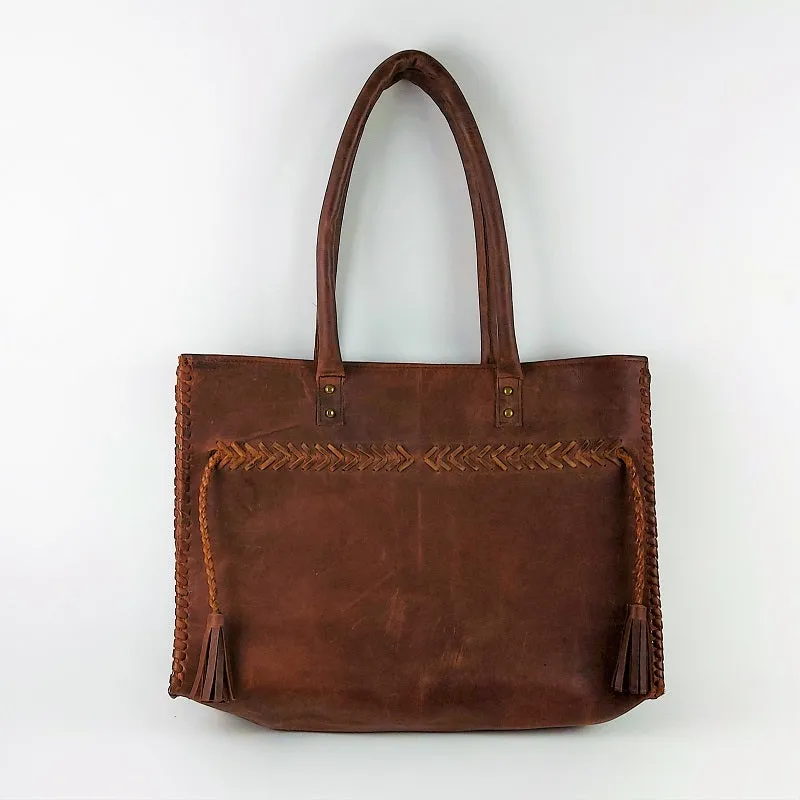 Trendy waxed leather shoulder bag