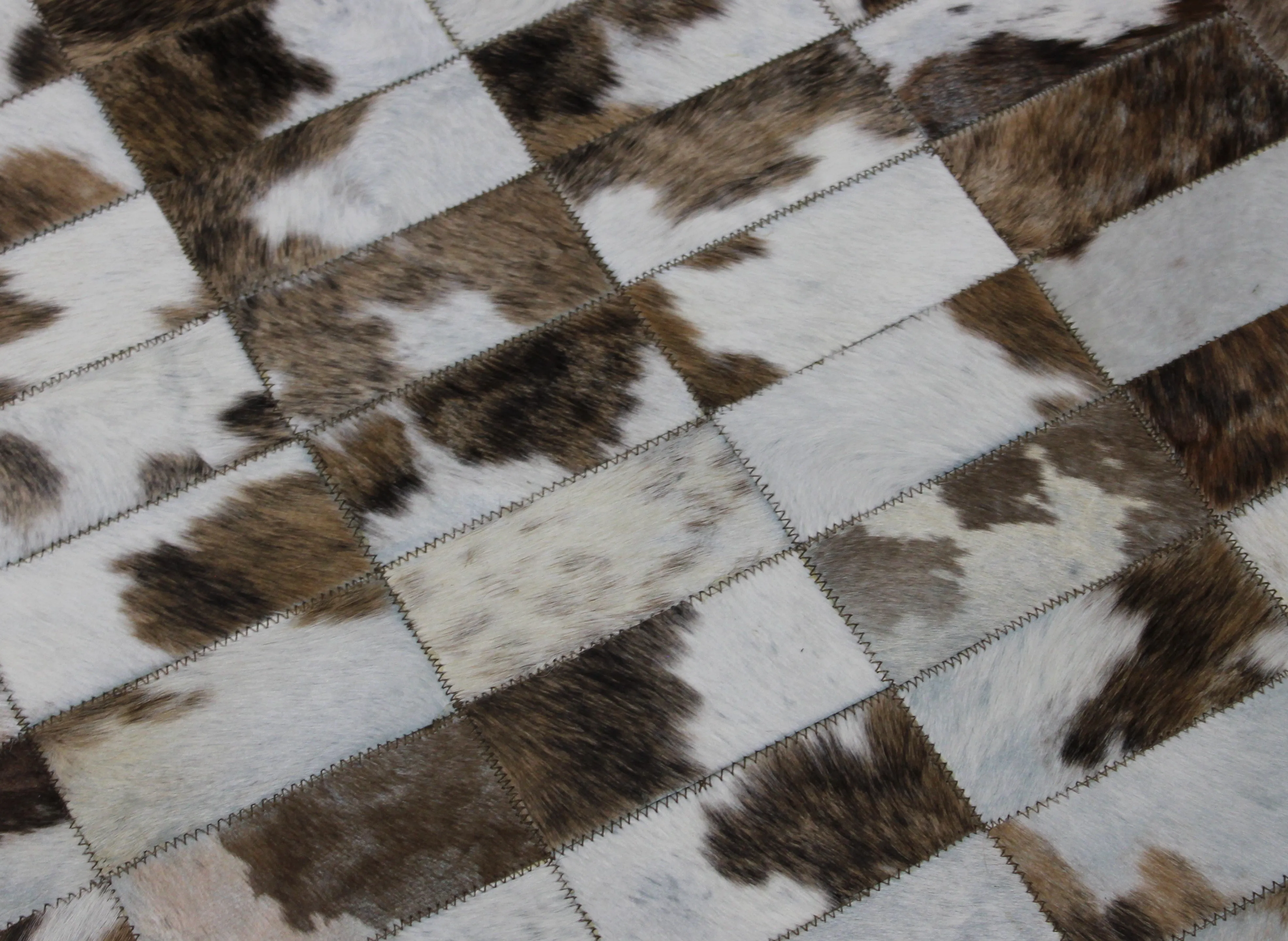 Tricolor Patchwork Cowhide Rug –Size 39 x 31 IN | 100x 79 cm | Premium Cowhide Rug