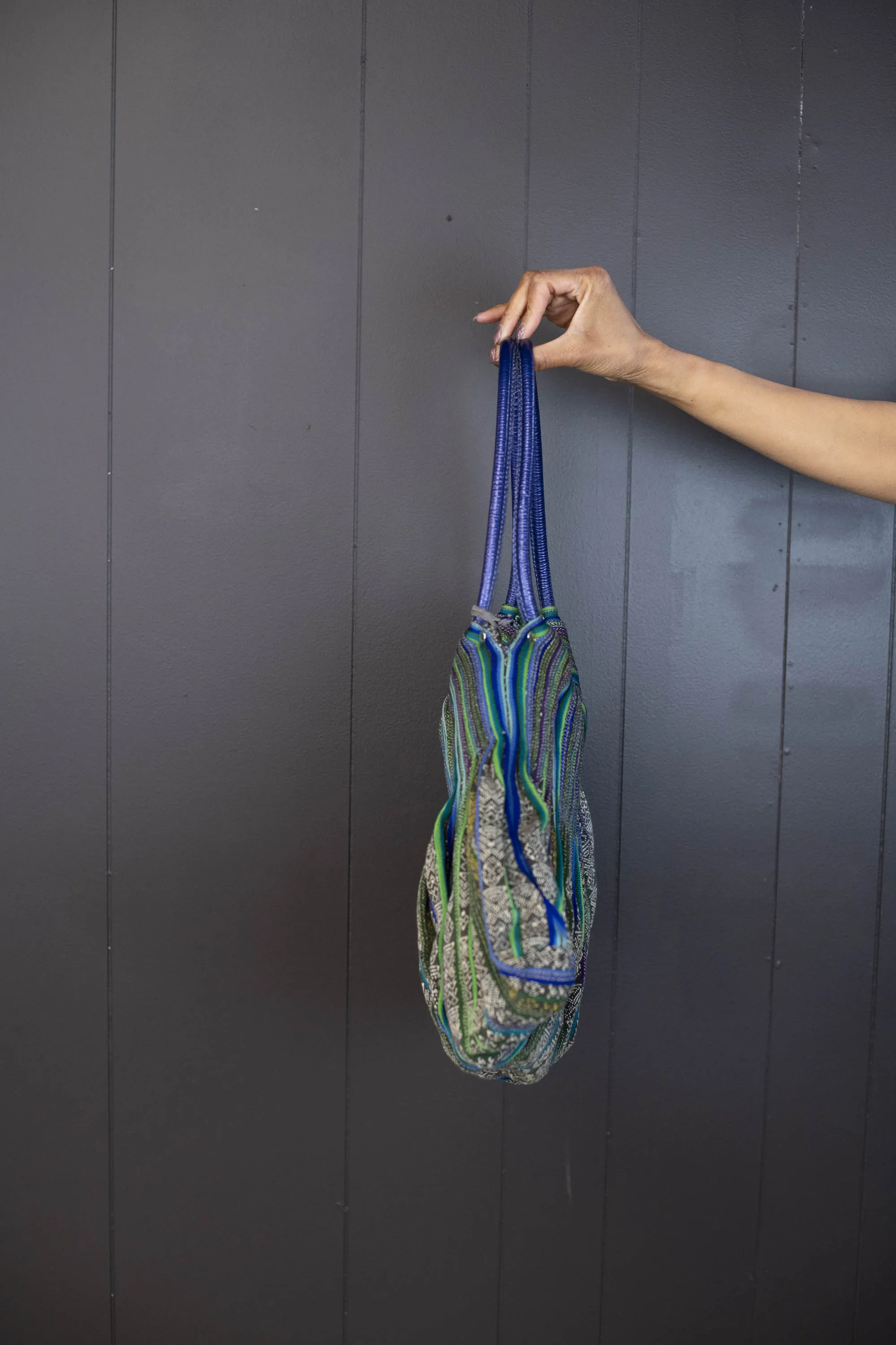 Vintage Bohemian Woven Shoulder Bag – Vibrant & Spacious