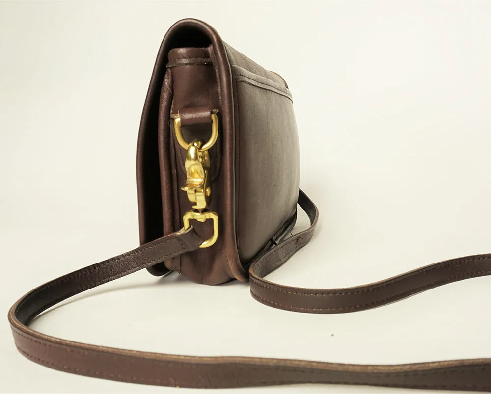 Vintage Coach Classic DInky Pocket Cross Body Saddlebag Purse