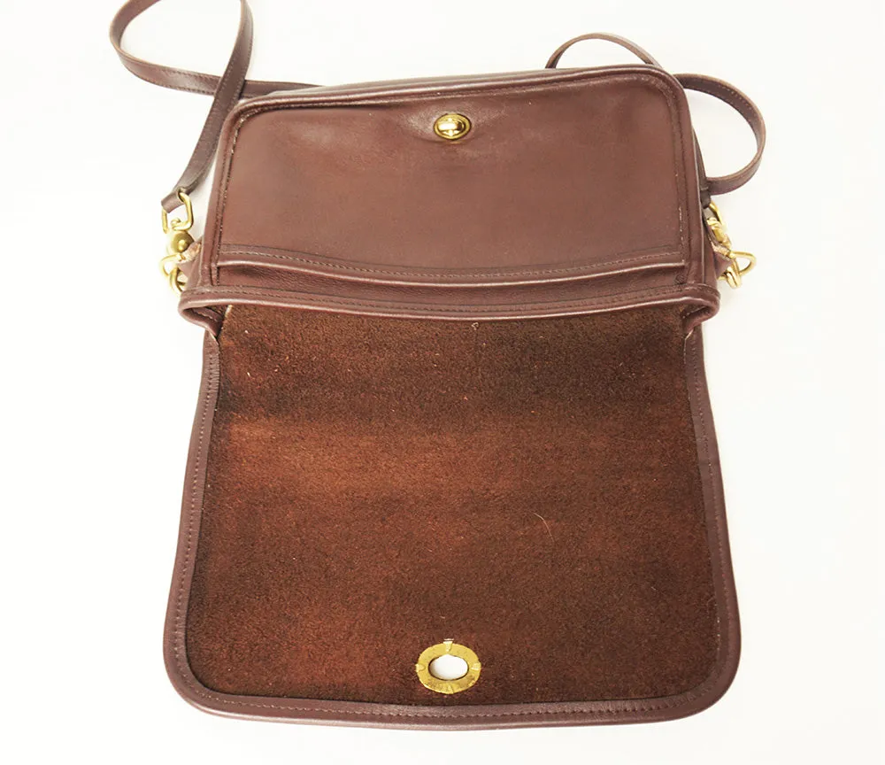 Vintage Coach Classic DInky Pocket Cross Body Saddlebag Purse