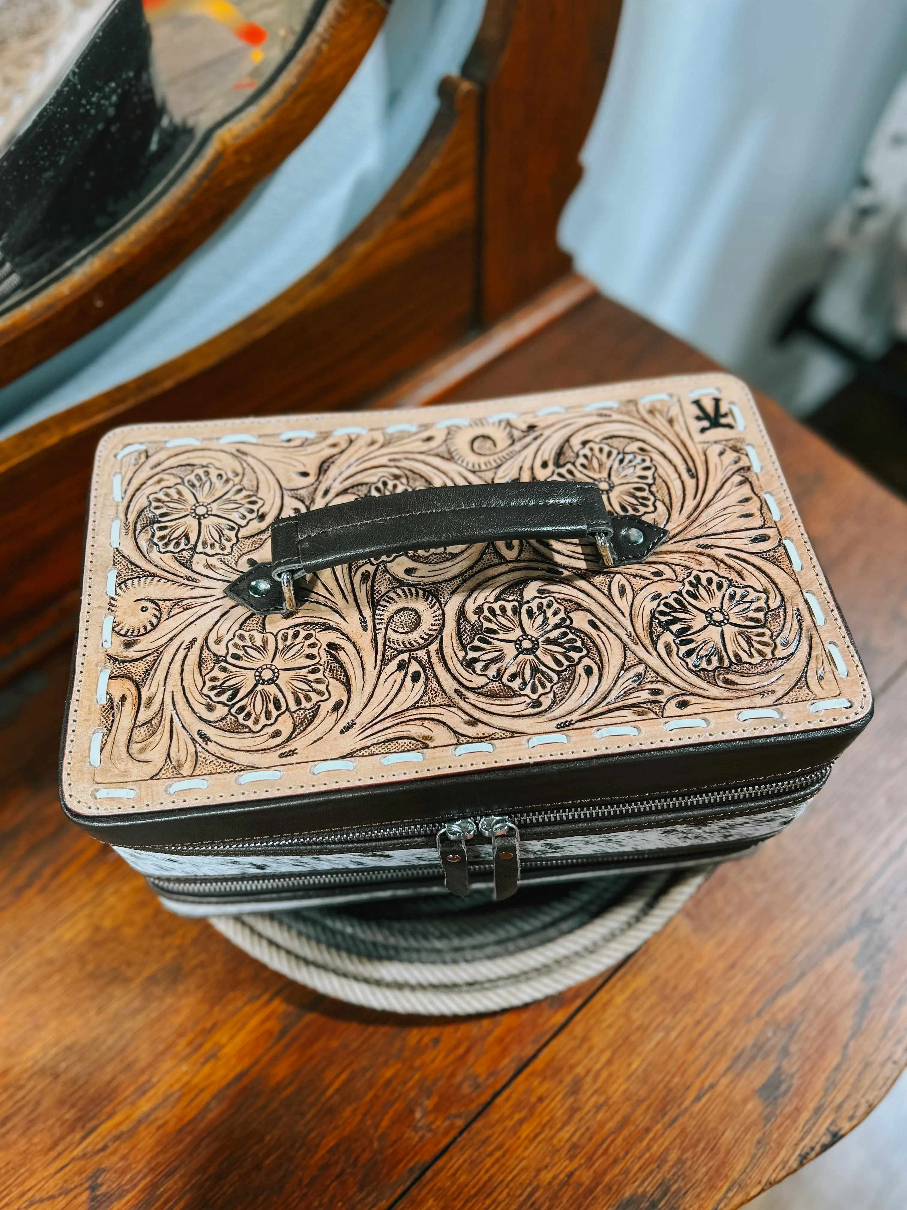 Vintage Cowgirl Double Decker Train Case