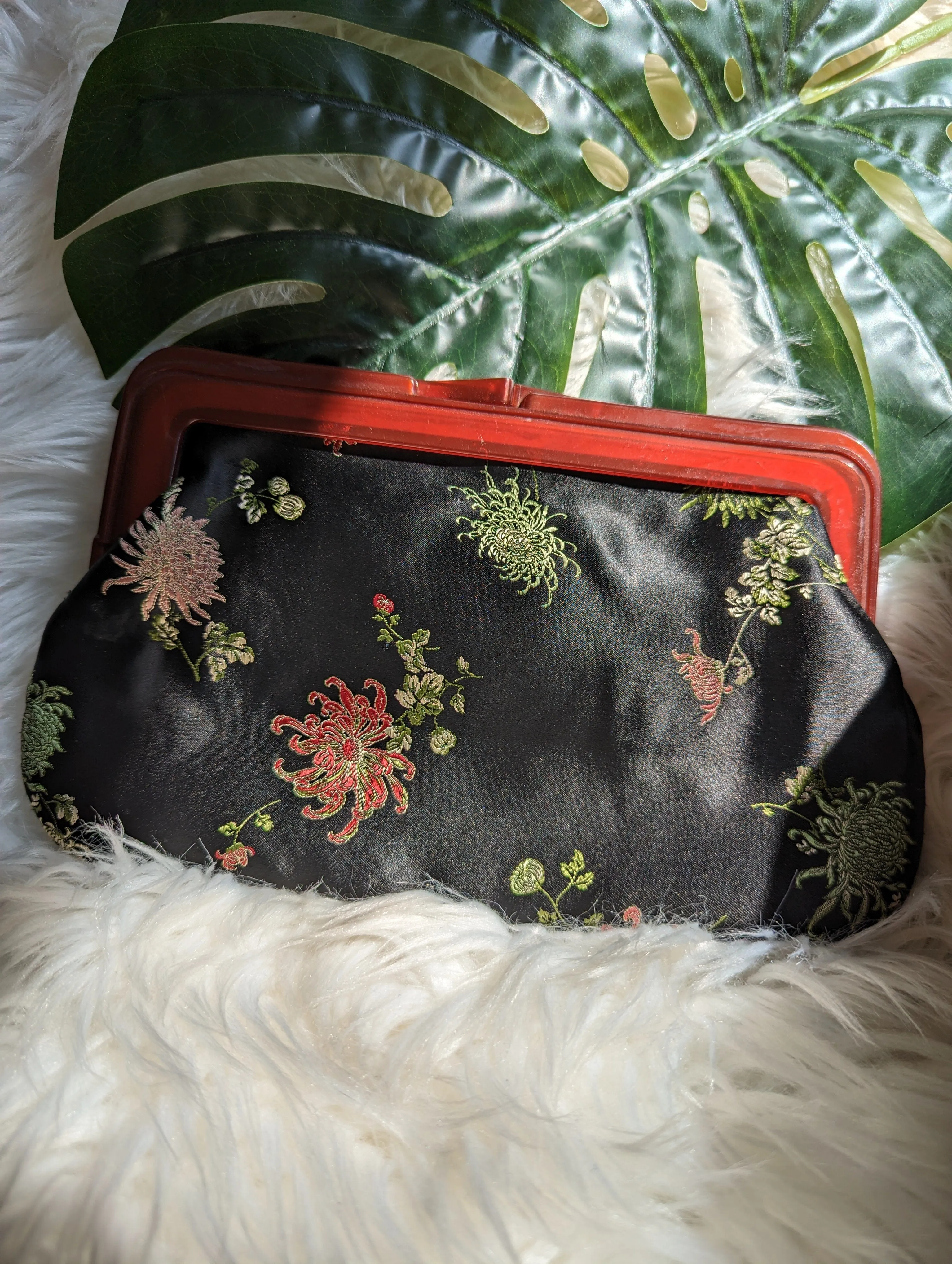 Vintage - Floral Brocade Clutch